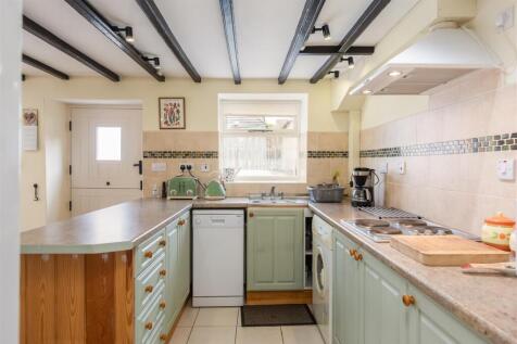 Wandales 2 Kitchen Dining Room-6.jpg