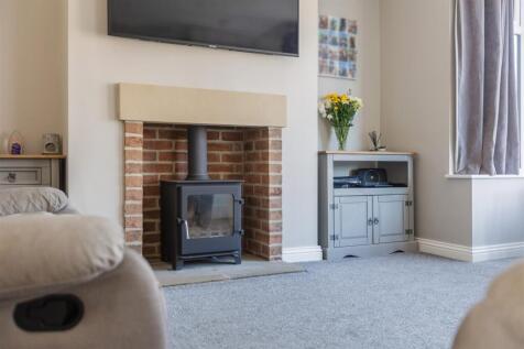 Maudon Avenue 21 Sitting Room-2.jpg