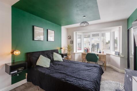 Springfield Lane 15 Bedroom 1-1.jpg