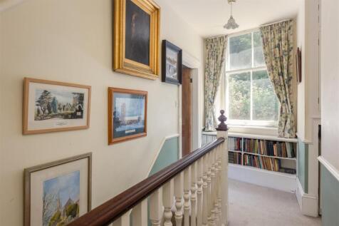 Undercliffe 1 Landing First Floor.jpg
