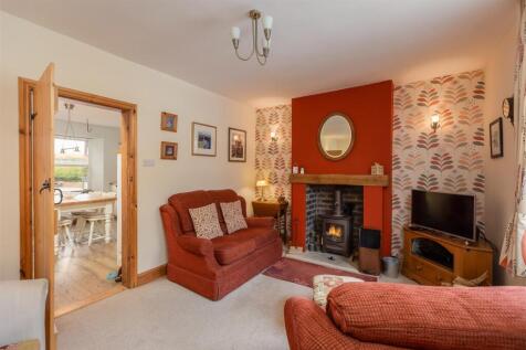 Hill Cottages 3 Sitting Room-2 Flames.jpg