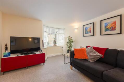 Church Street 8 Living Room-2.jpg