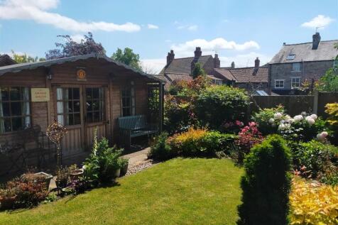 Eastgate 51 Vendor Shot-2.jpg