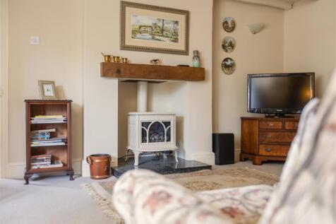 Corner Cottage Sitting Room-3.jpg