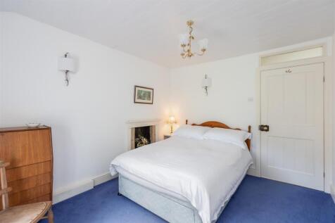 Corner Cottage Bedroom 2-2.jpg