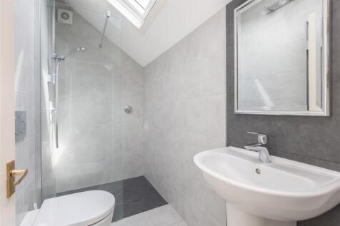 Corner Cottage Shower Room.jpg