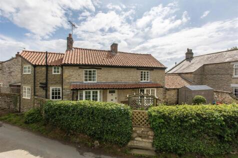 Corner Cottage External-3.jpg