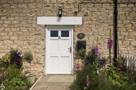 Plum Tree Cottage-02.jpg