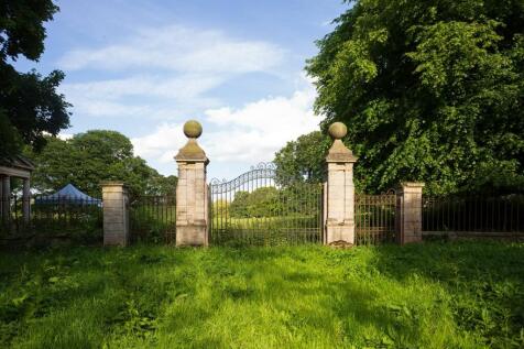 12. Kirby Hall-62.jpg