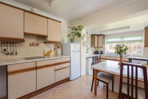 Northway 5 Kitchen-4.jpg