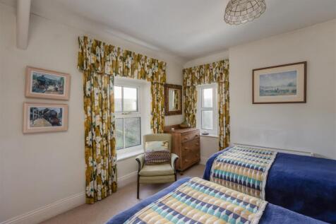 High Gill Beck Farm Bedroom 2-2.jpg