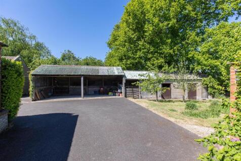 Sevenfields Farm House External-3.jpg