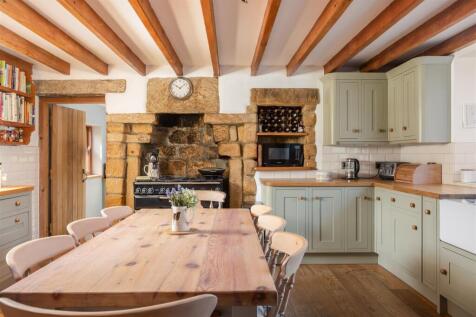 Pennock House Kitchen-2.jpg