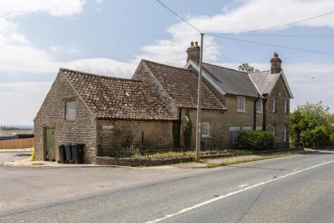 Westview Farmhouse External-2.jpg