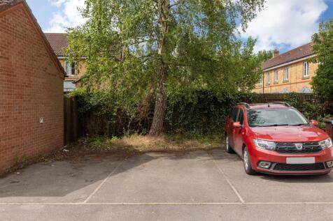 Gault Close 2 External-3.jpg