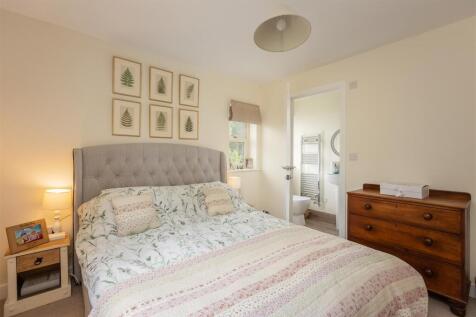 Pasture Cottages 2 Bedroom 1-2.jpg