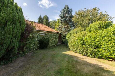 Treetops External-20.jpg