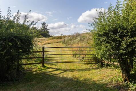 Treetops External-31.jpg