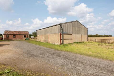 East Farm Barn External-4.jpg