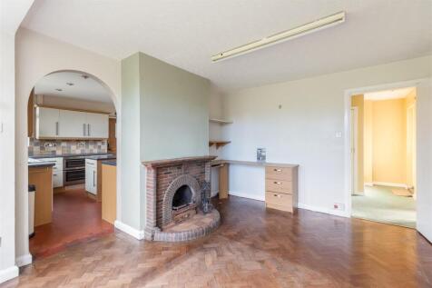 Hemsworth Lodge Dining Room-2.jpg