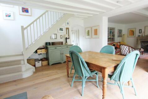 Dining room 3.JPG