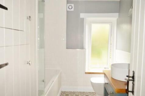 Bathroom.jpeg