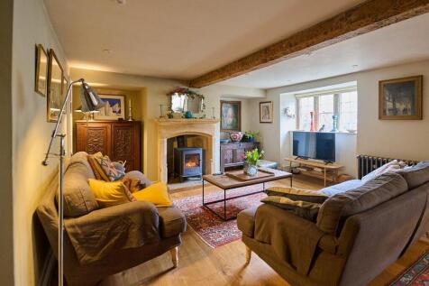 THE OLD HOUSE_SITTING ROOM_LO RES_ 18.jpg