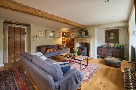 THE OLD HOUSE_SITTING ROOM_LO RES_ 19.jpg