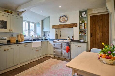 THE OLD HOUSE_KITCHEN_LO RES_ 5.jpg
