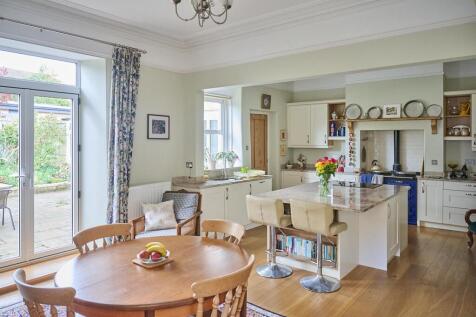 BA15 1EG KITCHEN DINER LO RES_ 4.jpg
