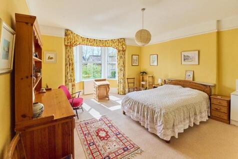 BA15 1EG BEDROOM 1 LO RES_ 1.jpg