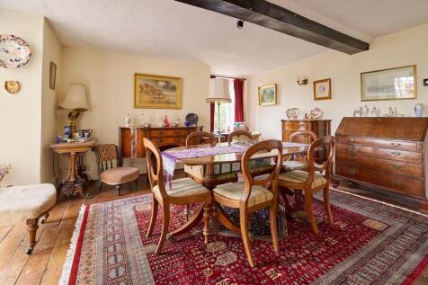 LOUNGE LO RES_ 11.jpg