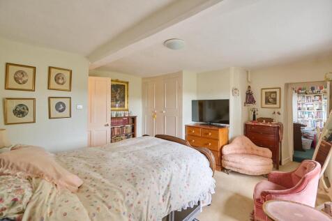 BEDROOM 2 LO RES_ 5.jpg