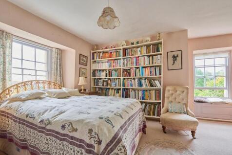 BEDROOM 1  LO RES_ 3.jpg