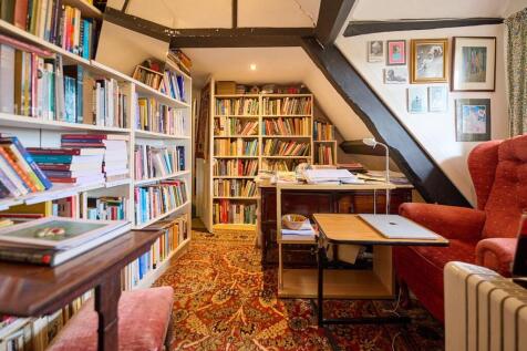 ATTIC ROOM 2 LO RES_ 7.jpg