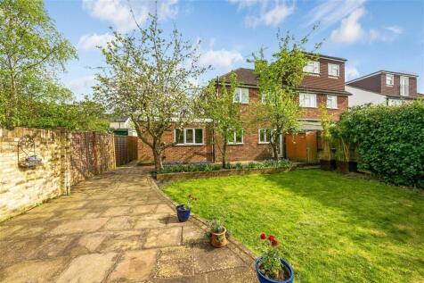 2 Garden Close-11.JP