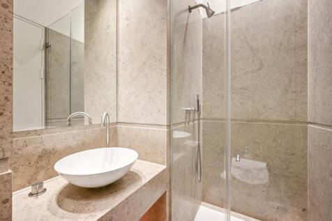 En Suite Shower Room