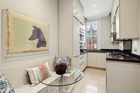 Kitchen/Breakfast Ro