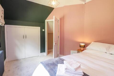 Bedroom 1 B