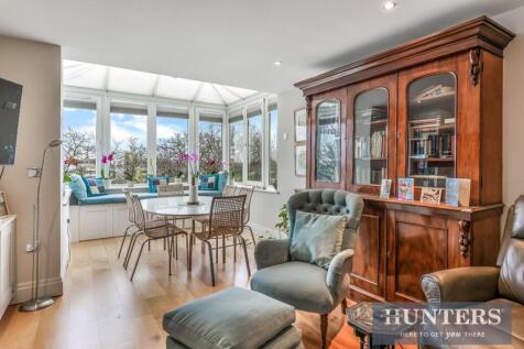 BIRCHGROVE HOUSE-7.jpg