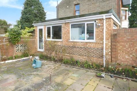 f7452eed-Outbuilding-Garage.jpg