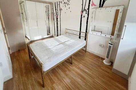 pbox-bedroom-337822.jpeg