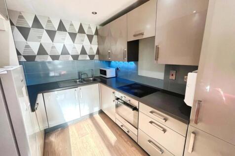 pbox-kitchen-337822.jpg