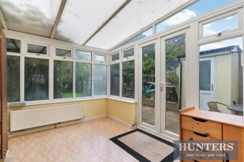 MILL FARM CRESCENT, -9.jpg