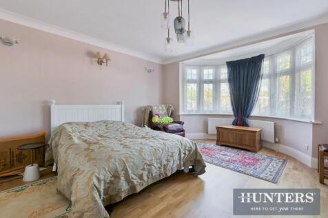 GREAT WEST ROAD-1.jpg