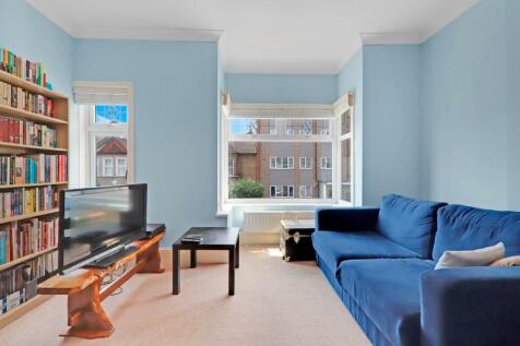 11-91d4JHPropWorld - 3 Knighton Park Road - 31-med
