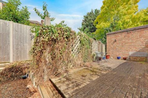 06-5850JHPropWorld - 3 Knighton Park Road - 16-med