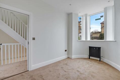 09-e92eJHPropWorld - 29 Fransfield Grove - 25-medi