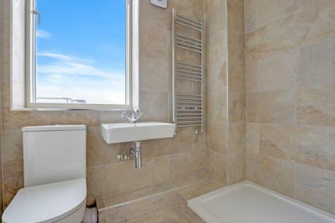 14-9d47JHPropWorld - 29 Fransfield Grove - 40-medi