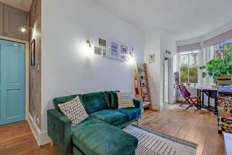 01-44c5JHPropWorld - 49a Westwood Hill - 1-medium.
